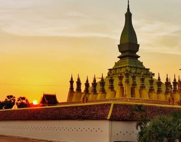 Chùa Thạt Luổng 