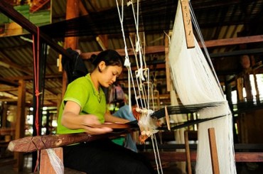 Bài 5: Nối hình tương ứng với chữ