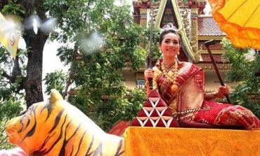 Bài 8: Yêu cầu xin mời