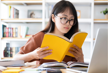 Bài 6: cách sử dụng từ ' yaak', 'gamlang'