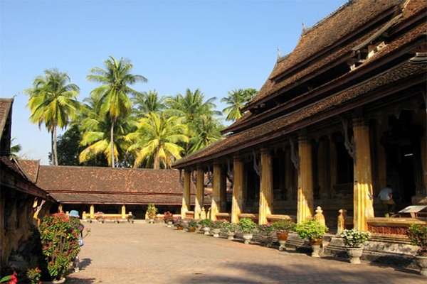 Sisaket ngôi chùa nhiều tượng nhất nước Lào